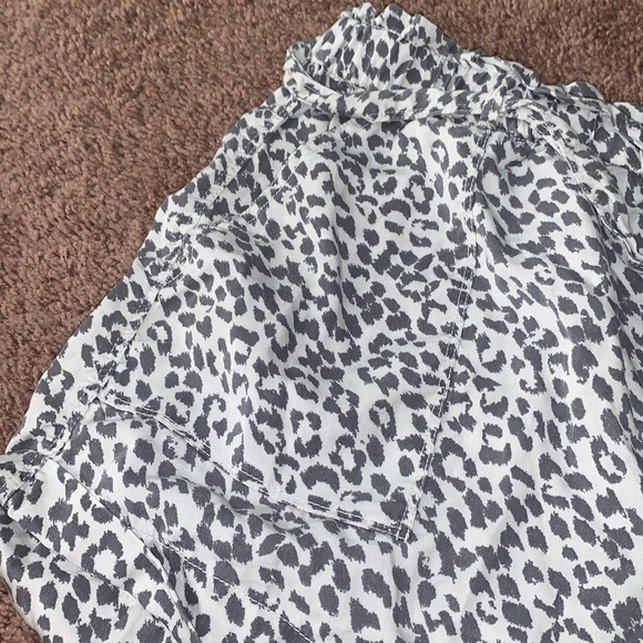 aerie shorts - Picture 3 of 5